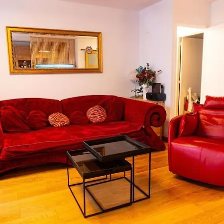 11th Arrondissement Urban Parigi